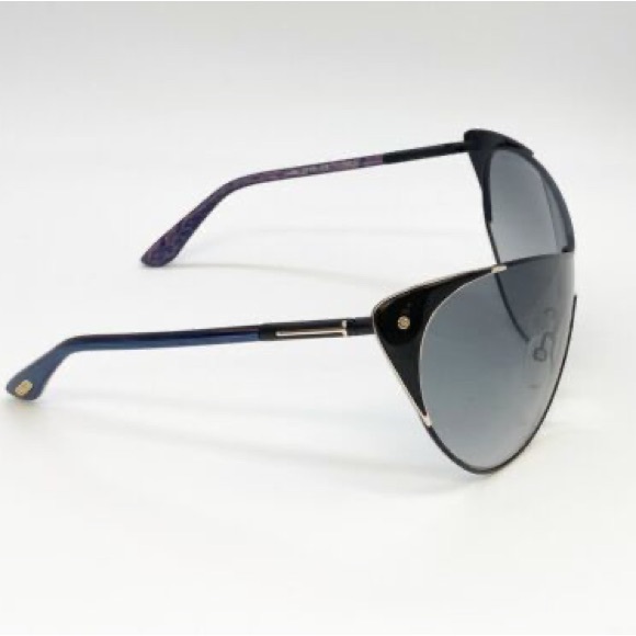 Tom Ford Black Shield Sunglasses Modern Design - Picture 3 of 5